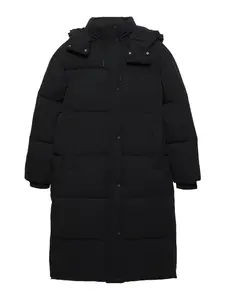 Pull&Bear Zimný kabát  čierna