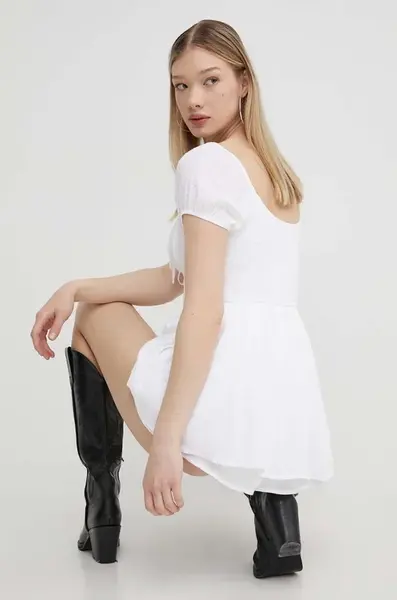 Overal Hollister Co.