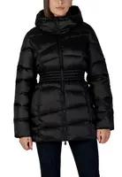 Černá zimní bunda s kapucí