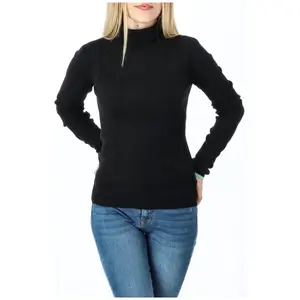 Černý rolák Patrizia Pepe