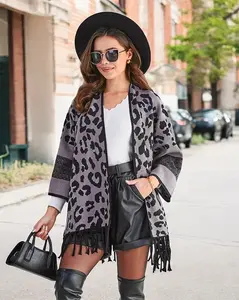 Dámské pončo s potiskem