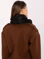 Čierny komínový šál