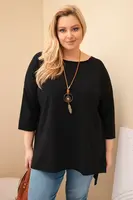 Dámska plus size asymetrická blúzka s náhrdelníkom