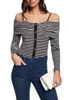 Pruhované body s lodičkovým výstřihem