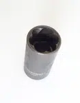 Hlavice na povolení poškozených pojistných šroubů, 1/2". rozměr 22 mm - QUATROS QS50927-22 Velikost: 19 mm