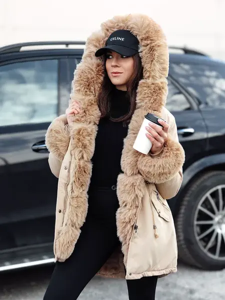 Dámská zimní parka s kožešinou CHARMFUR