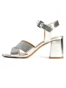 Celena Sandále 'Corrdelia'  strieborná