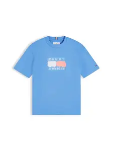 TOMMY HILFIGER Tričko 'Flag Graffiti'  modrá / melónová / biela