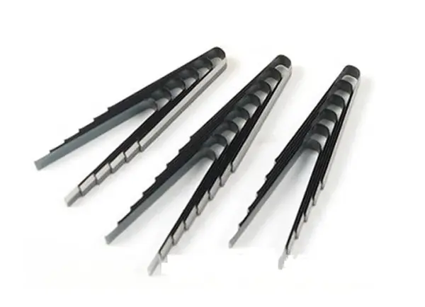 Ferdus Náhradní prořezávací nože W3, úhlové, šířka 6 - 8 mm, balení 20 kusů Šířka nože: 3-4 mm