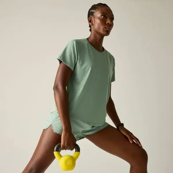 Dámské funkční tričko dare2b chase ii světle zelená 38