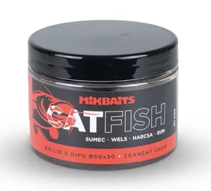 Mikbaits boilie v dipu catfish zraněný úhoř 500 ml - 50x30 mm