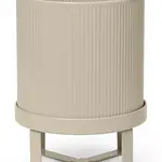 Kvetináč s rámom ferm LIVING Bau Pot S/18 x 24 cm