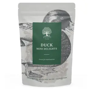ESSENTIAL Mini Delights duck pamlsek pro psy 100 g