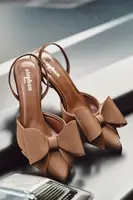 Boto Lodičky s odkrytými patami a mašlí Hnědé Eklevia