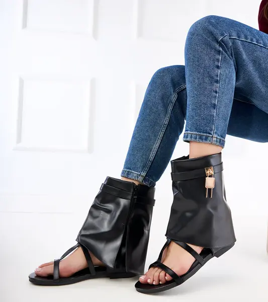 Gemre Čierne ploché sandále s zvrškom Serida