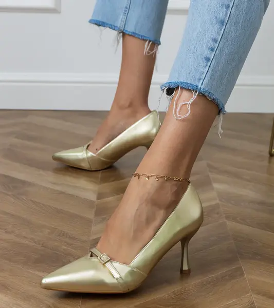 Gemre Zlaté dámske klasické lodičky s kamienkami Klessa