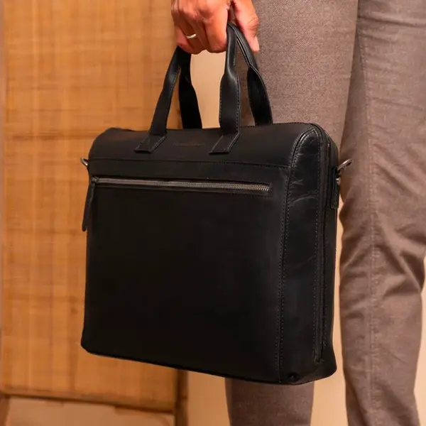 Pánska kožená taška na notebook The Chesterfield Brand Noah - čierna