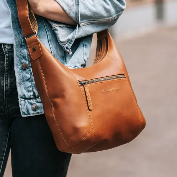 Dámská kožená kabelka The Chesterfield Brand Milagros - koňak