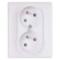 Zásuvka klasická, dvojnásobná, bílá