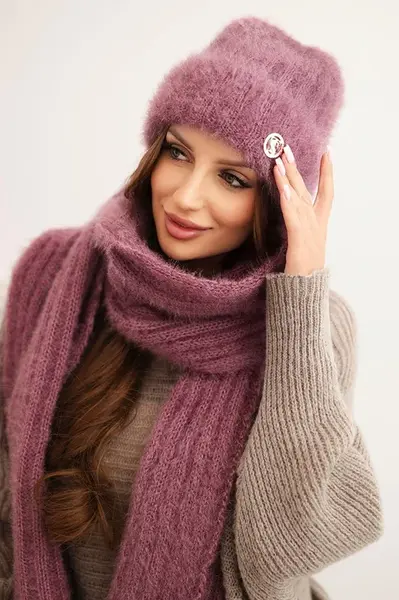 Kesi Dámský komplet čepice a dlouhého šály z měkké příze tmavě růžový