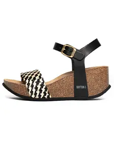 Bayton Sandále 'Toledo'  svetlobéžová / biela