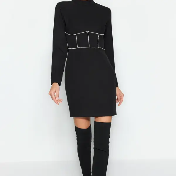 Trendyol černé vypasované třpytivé elegantní večerní šaty