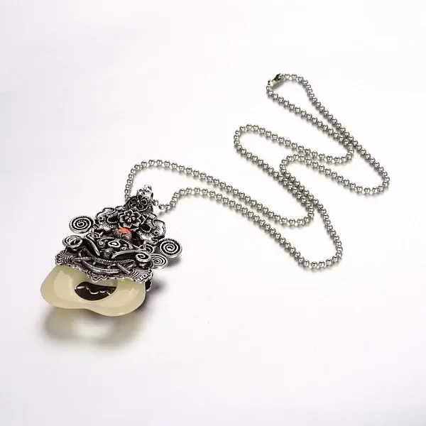Antique Silver Plated Alloy Resin Pendant Necklaces