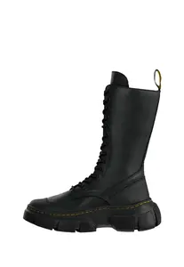 Dr. Martens Šnurovacie čižmy  čierna