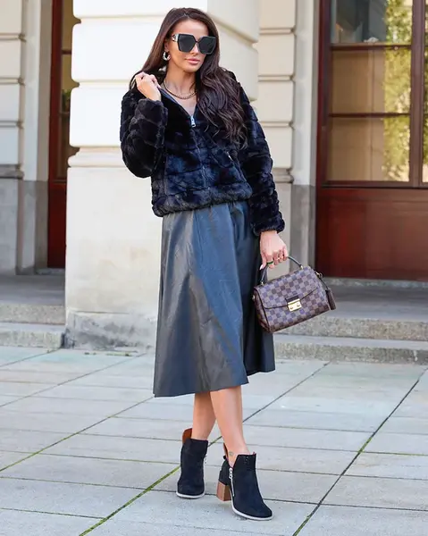 Resti Double-sided women's jacket with fur in black