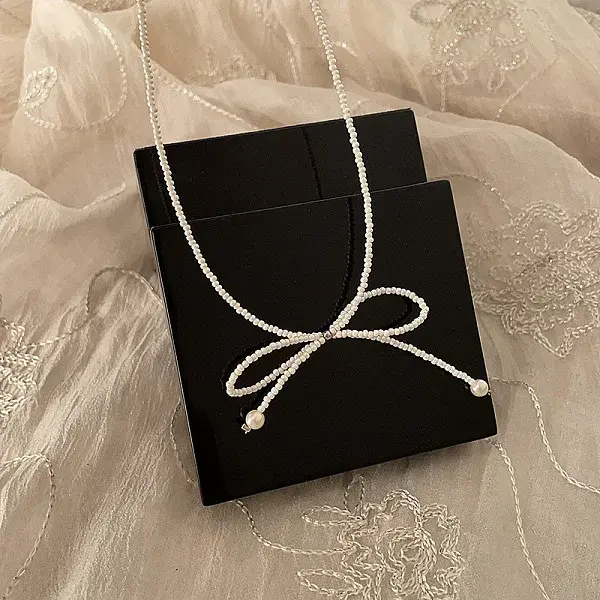 Resin Pearl Beaed Bowknot Pendant Necklaces for Women