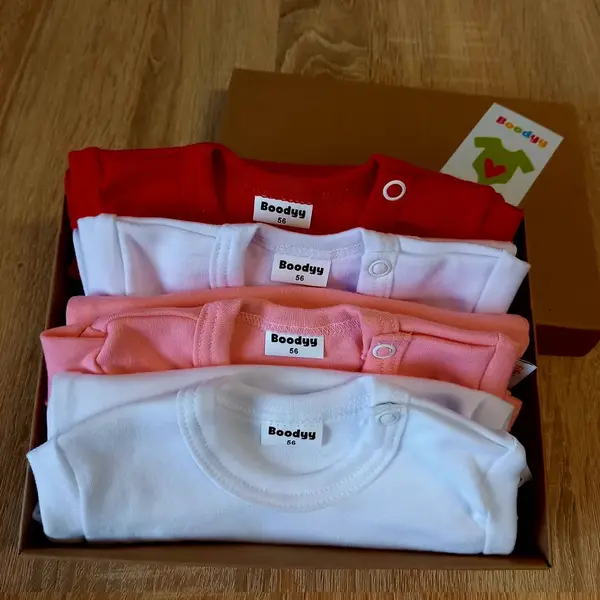 Boodyy Body s dlhým rukávom, biele, ružové, červené, 4ks 98 (2-3 roky)