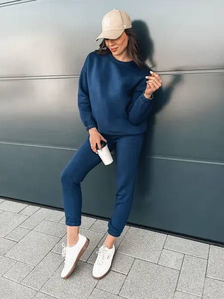 Dámsky teplákový súprav ARIELLA PREMIUM Farba granátová DSTREET