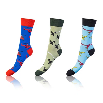 Sada tří párů unisex vzorovaných ponožek v modré, světle zelené a světle modré barvě Bellinda CRAZY SOCKS