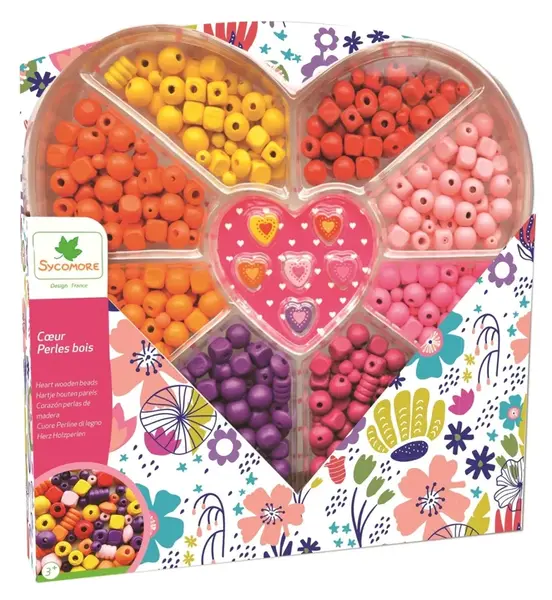 Drevené koráliky v úložnej škatuľke v tvare srdca