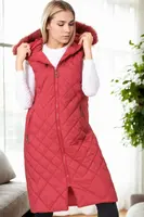 Z9718 DEWBERRY WOMEN'S VEST-BURGUNDY