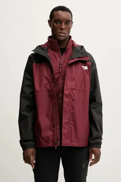 Sportovní bunda The North Face Quest Triclimate červená barva, NF0A3YFH0VO1