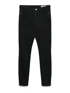 VERO MODA Džínsy 'VMPolly'  čierna