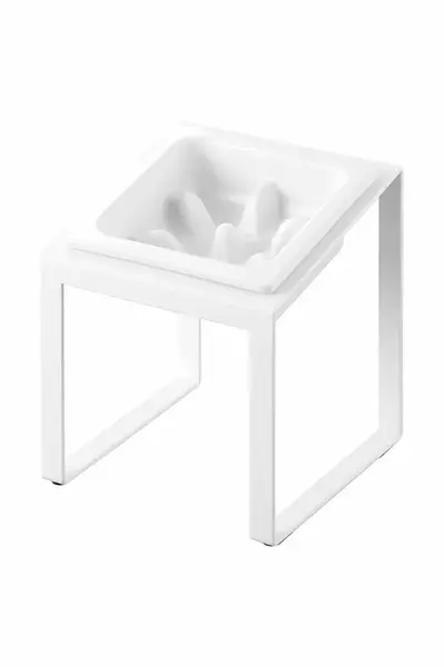 Yamazaki miska pro mazlíčka 15 x 15,5 x 17,6 cm
