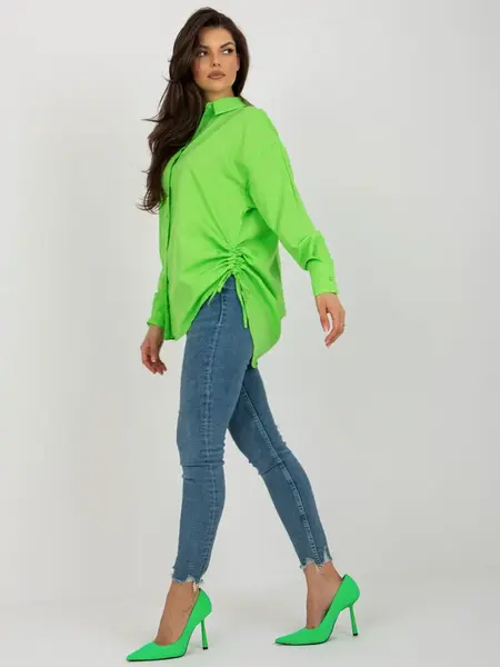 Dámská oversize halenka ve světle zelené barvě