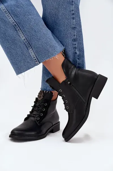 Boto Nízké Dámské Boty Na Plochém Podpatku S Ozdobným Detalem Zateplené Černé Cylira