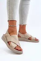 Zazoo kožené sandály na klínu Černé Morgan