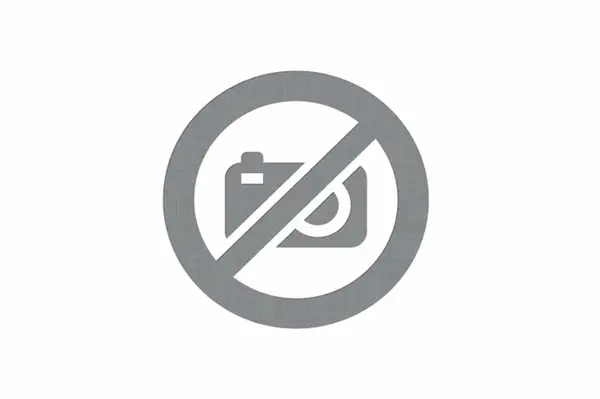 Holka na útěku - Barbora Robošová