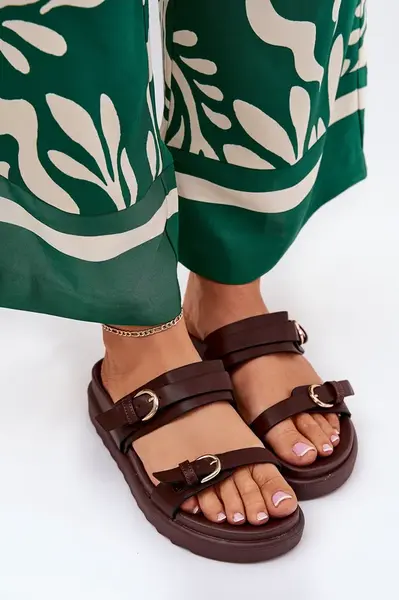 Boto Dámské Pantofle Na Platformě Se Zlatými Přezkami Hnědé Wernone