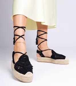 Gemre Čierne sandále espadrilky pletené Lemura