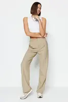 Trendyol Limitovaná edice norkových rovných/rovně skládaných tkaných kalhot