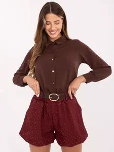 Bordové šortky s tečkami