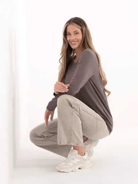 Šedá halenka s dlouhým rukávem