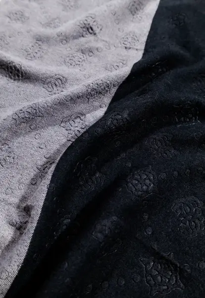 Guess Sciarpa Donna šál