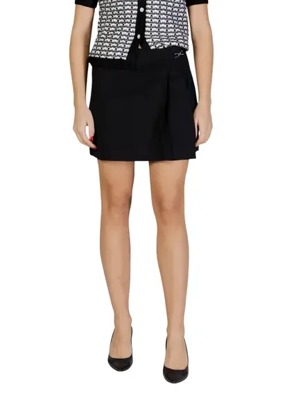 Krátká pouzdrová sukně Only Gonna