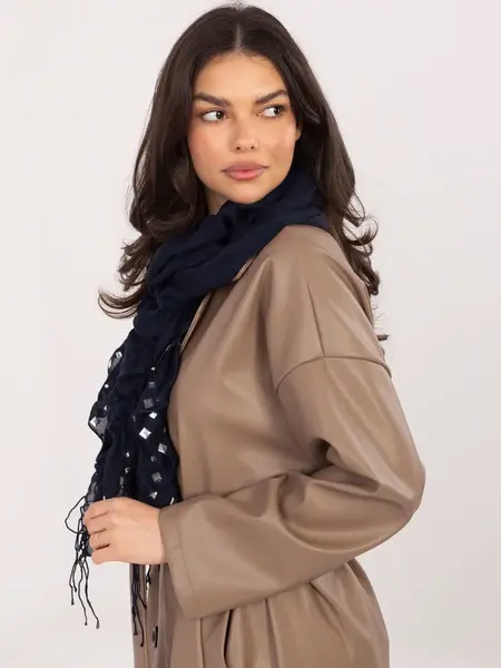 Tmavě modrá šála s ozdobami